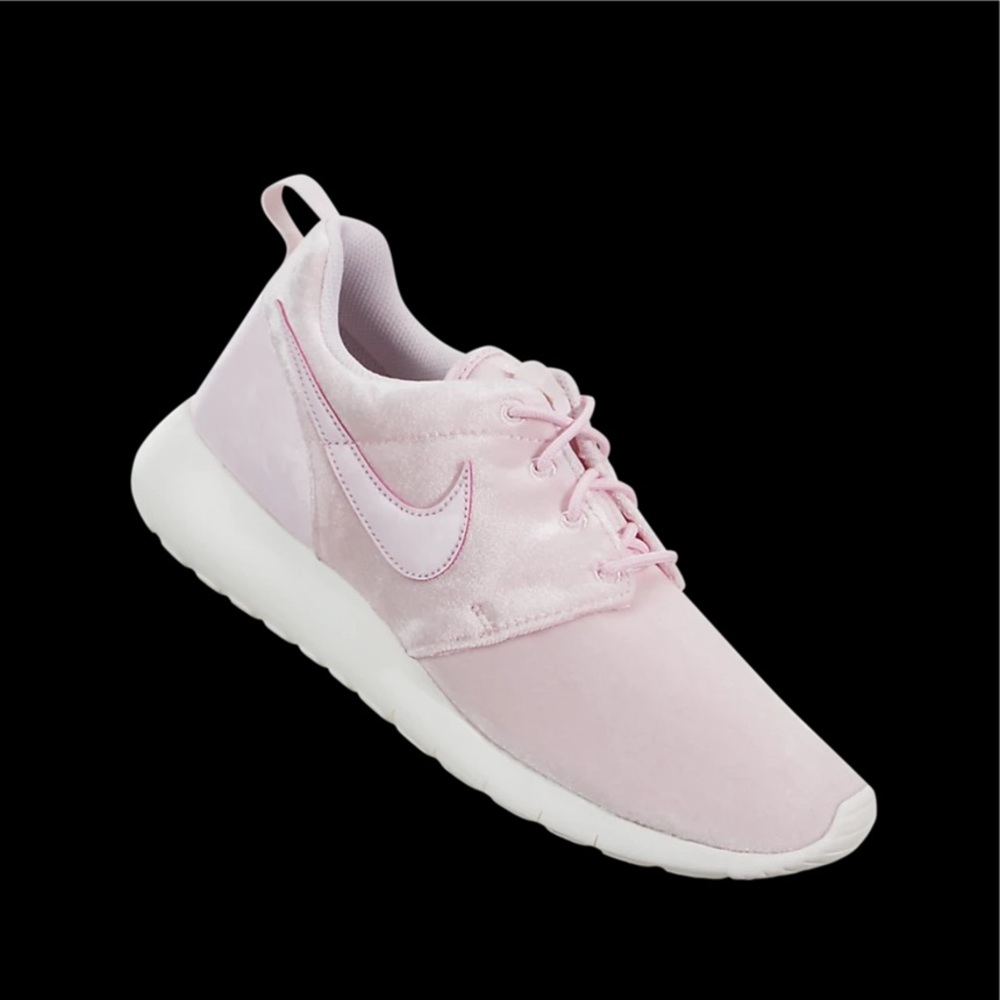 NEW Nike Roshe one pink sneakers shoes - Picture 2 of 8